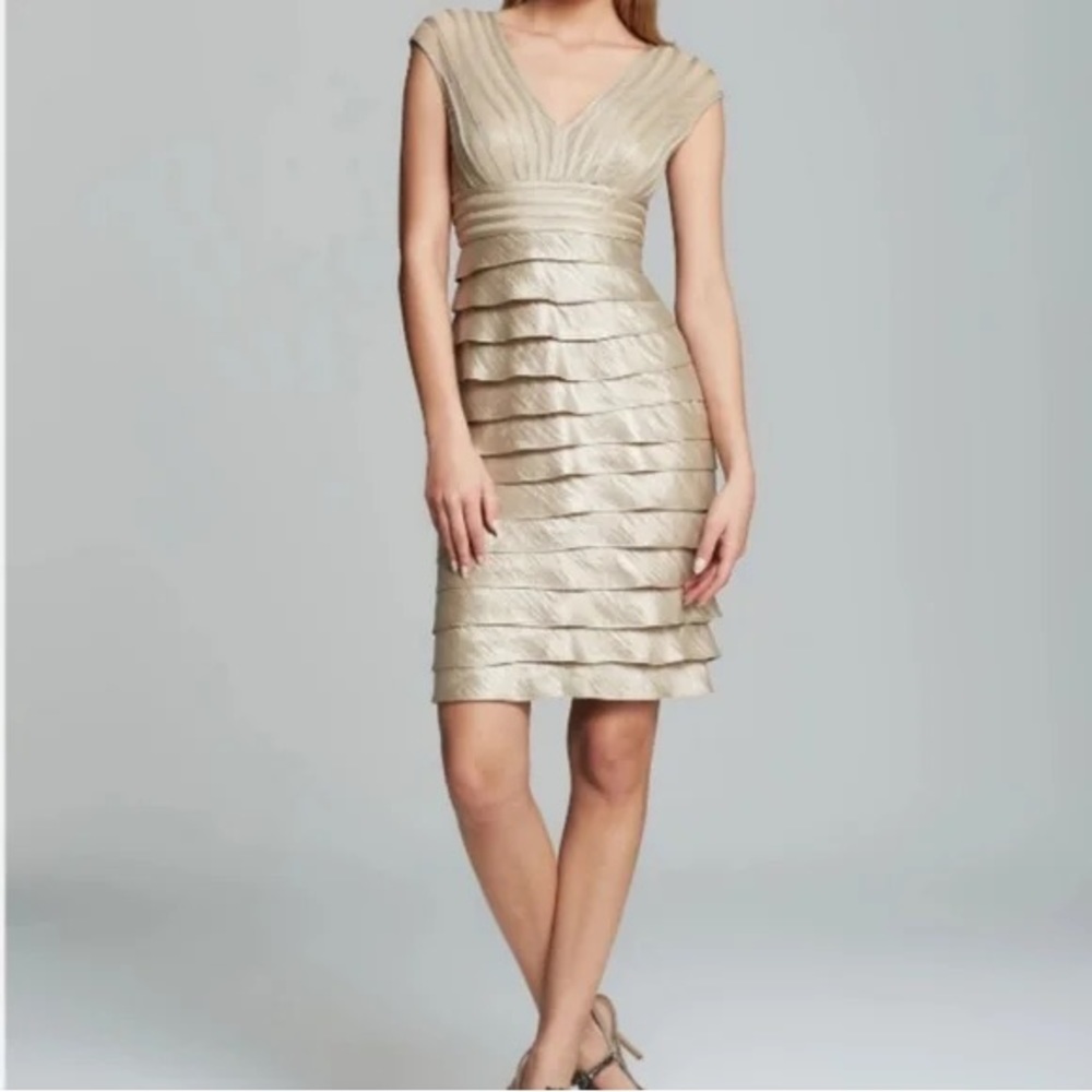 Adrianna Papell Gold Dress 8P